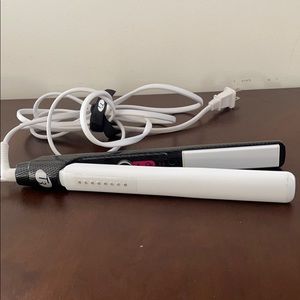 T3 Micro Single Pass 1” Flat Iron